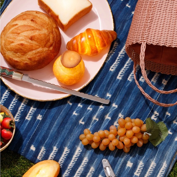 Croissant Lamp - Picture 6 of 6